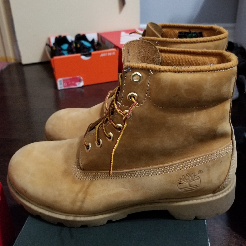 timberland boots wheat size 10.5